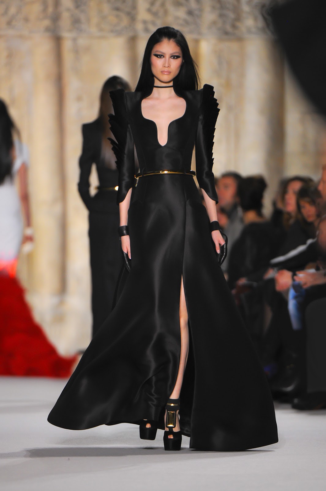Stephane Rolland Haute Couture Spring 2013 Collection - FashionBridesMaids